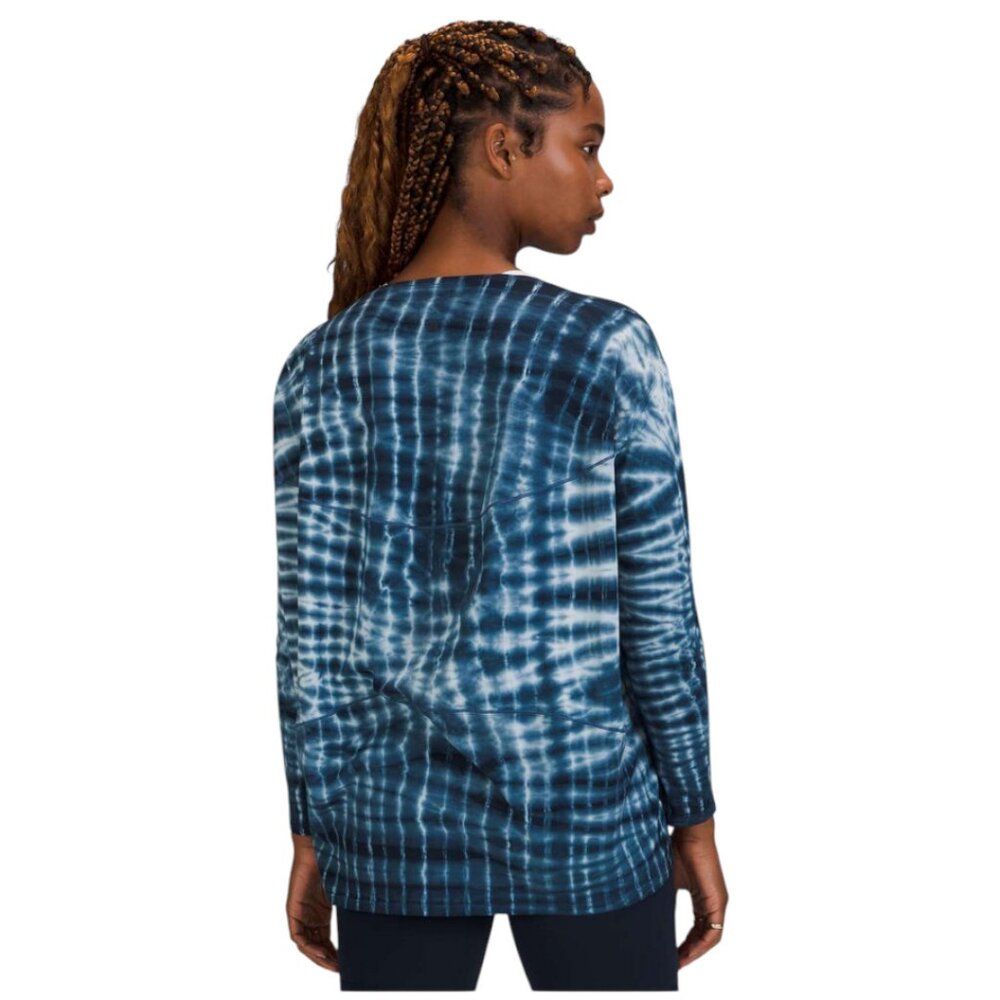Lululemon Back In Action Long Sleeve Shirt Shibori Square Ocean Air True Navy L - Picture 8 of 9